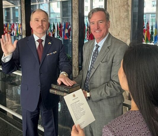 Juró Peter Lamelas como embajador de EE.UU en la Argentina tras el espaldarazo de Trump a Milei