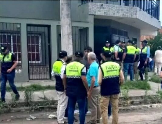En Aguilares hallaron en un freezer el cuerpo de un contador de 52 años
