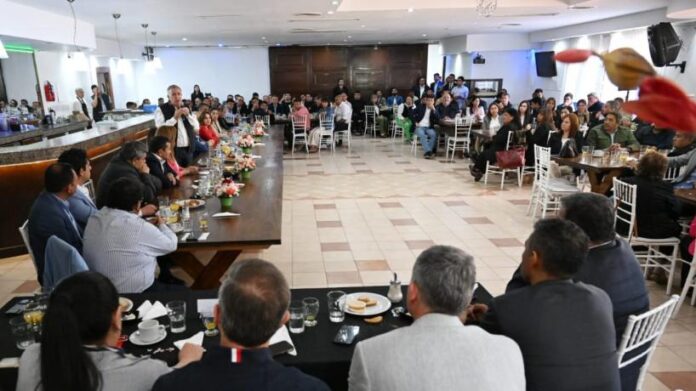 Jaldo-se-reunio-con-intendentes-y-concejales-de-toda-la.jpeg