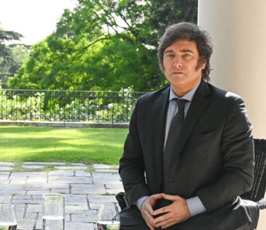 Milei esperará la votación en Olivos, mientras prepara el nuevo gabinete