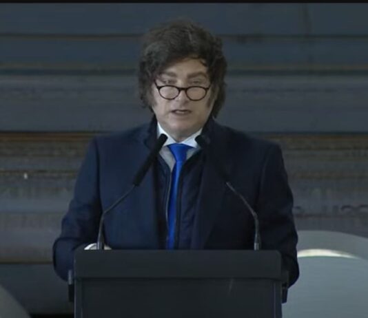 Javier Milei pidió una reforma laboral para dejar atrás la «nefasta industria del juicio»