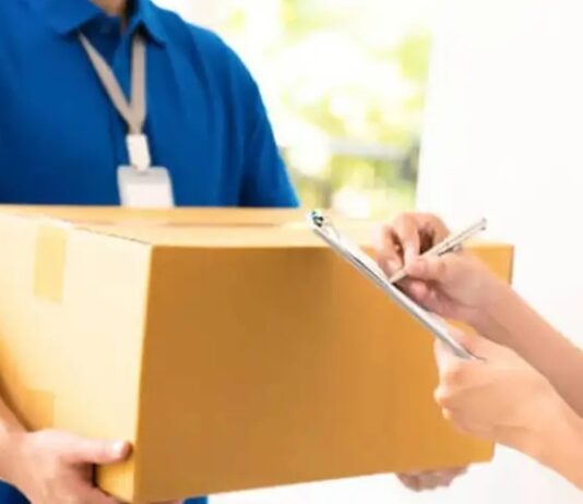 Las compras al exterior vía courier crecieron más de 200% en octubre