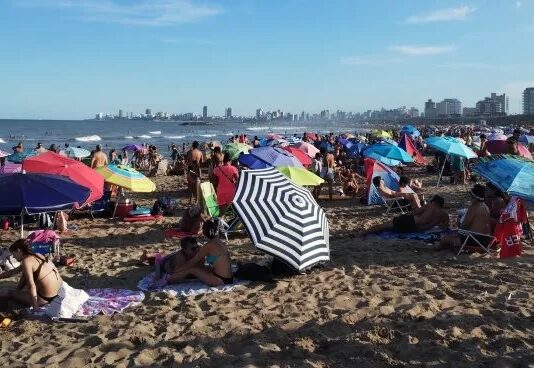 Cuánto cuesta pasar las fiestas en la Costa Atlántica: precios y demanda