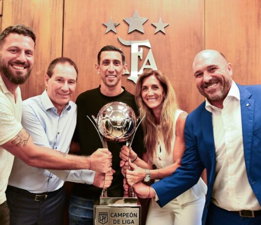 AFA le entregó el trofeo de Campeón de Liga a Rosario Central