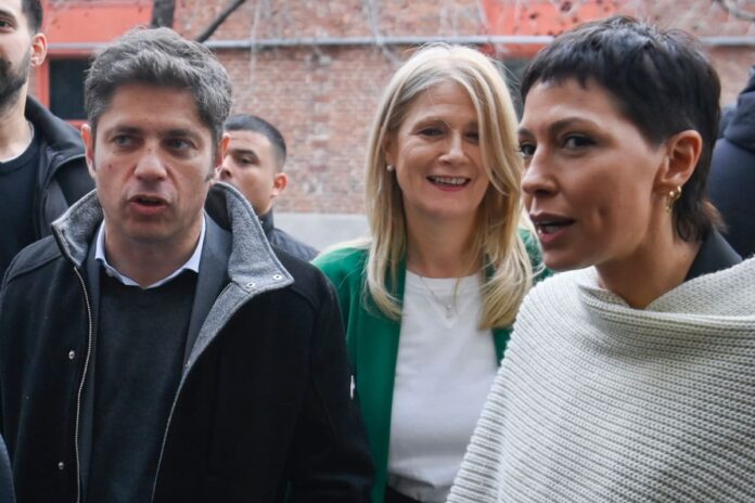 kicillof-con-magario-que-no-asumira-la-banca-y-SXXVQ2YSYJCNJAU2KA5U7JNSOM.jpg