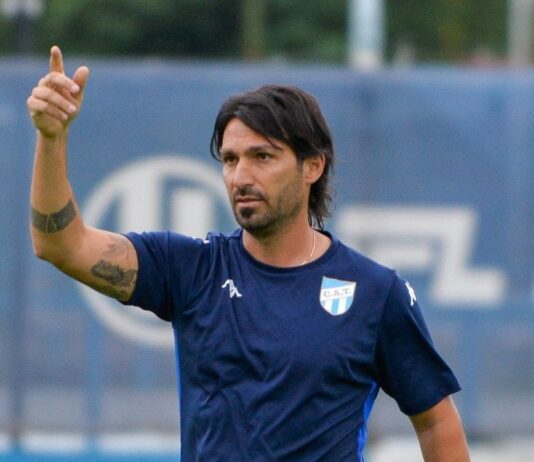 Atlético confirmó a Hugo Colace como DT para el 2026