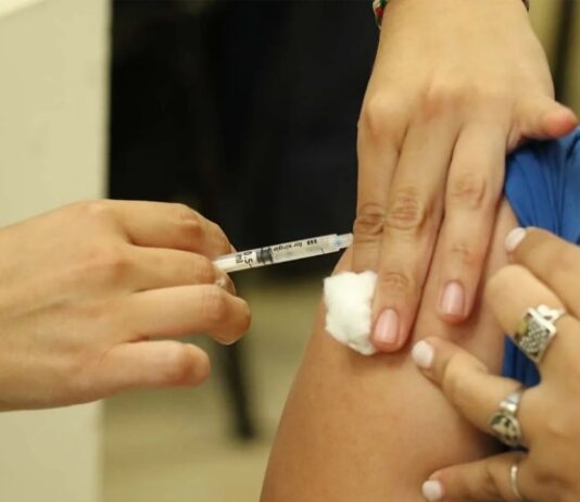Caída en coberturas de vacunación: En Tucumán es pequeño el movimiento antivacunas