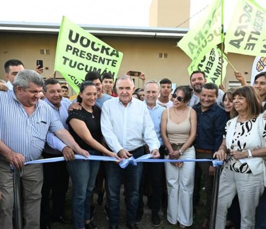Jaldo entregó viviendas e inauguró obras de infraestructura y espacios comunitarios