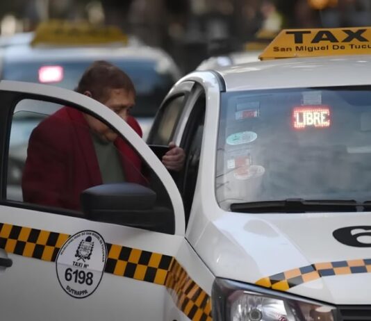 Denuncia por tarifa abusiva y refuerzan controles a taxis en Tucumán