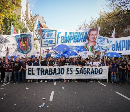 La CGT protesta contra la reforma laboral junto con las CTA, los piqueteros, la izquierda y sectores del PJ