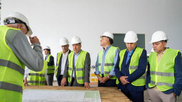 Acevedo-recorrio-las-obras-del-nuevo-Centro-Logistico-Sostenible-de.jpeg