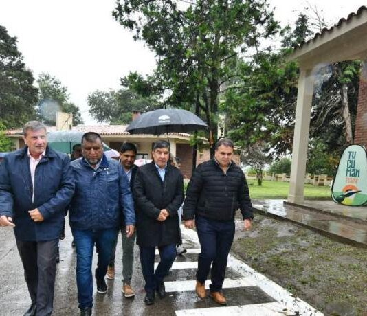 Acevedo y Amaya inauguraron nuevas habitaciones en la Hostería La Angostura