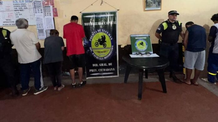 Detienen a dos personas por el robo en Barrio Ciudadela