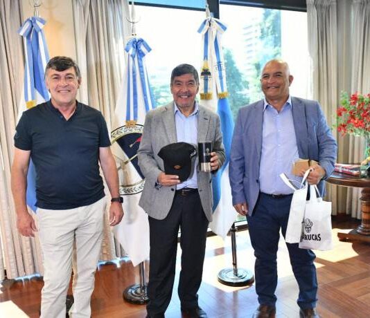 Tarucas presentó su proyecto deportivo ante el vicegobernador y confirmó su debut en el campeonato sudamericano