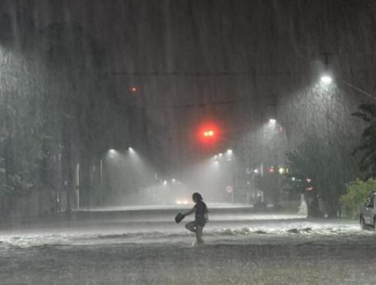 Suben las temperaturas y llegan las tormentas: lunes bajo alerta amarilla en Tucumán