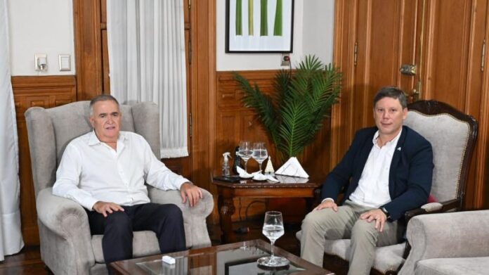 El-gobernador-Jaldo-recibio-al-intendente-de-Yerba-Buena.jpeg