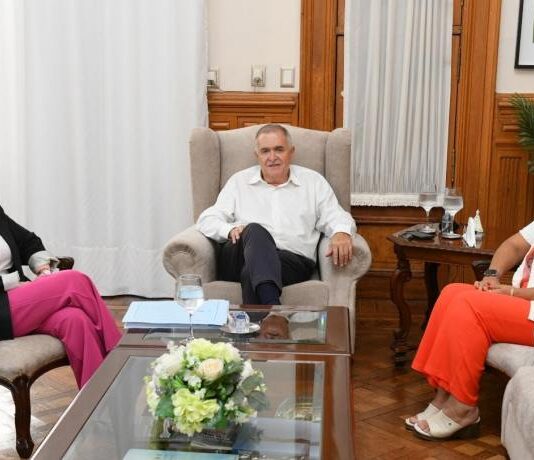 Previo al tratamiento de la Reforma Laboral, Jaldo se reunió con Elia Fernández y Beatriz Ávila