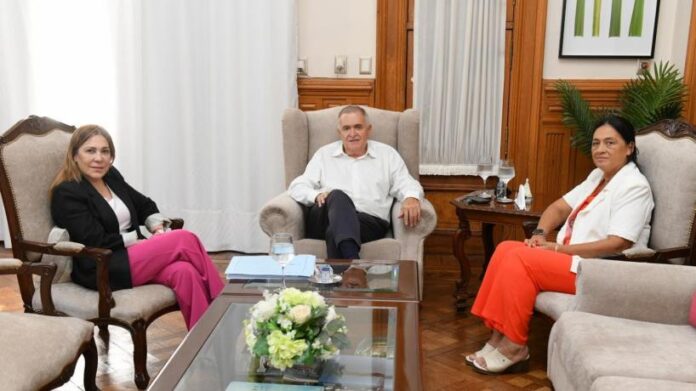 Previo-al-tratamiento-de-la-Reforma-Laboral-Jaldo-se-reunio.jpeg