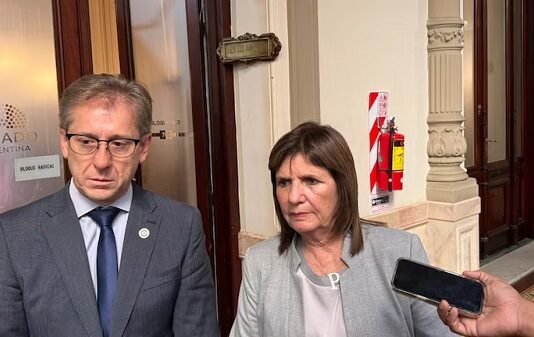 Reforma laboral: Bullrich habló de un “95% cerrado” con los aliados