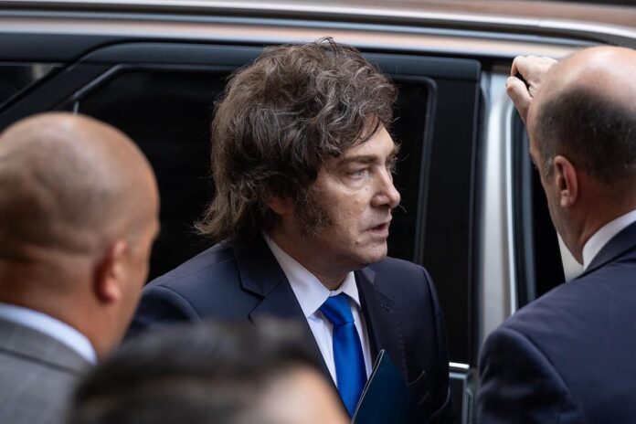 el-presidente-javier-VZKJTIC2ZBASHCRBVEDPDGPJHI.jpg