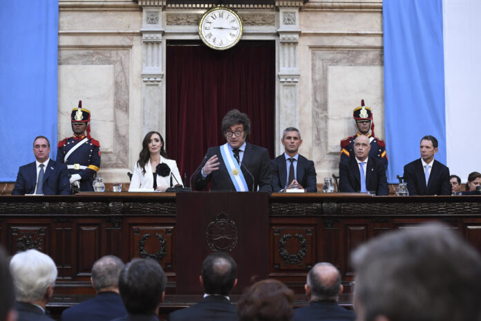 javier-milei-durante-la-apertura-de-sesiones-del-V554QYHHXNC3VNRR3ZZVMCRJ2E.jpg