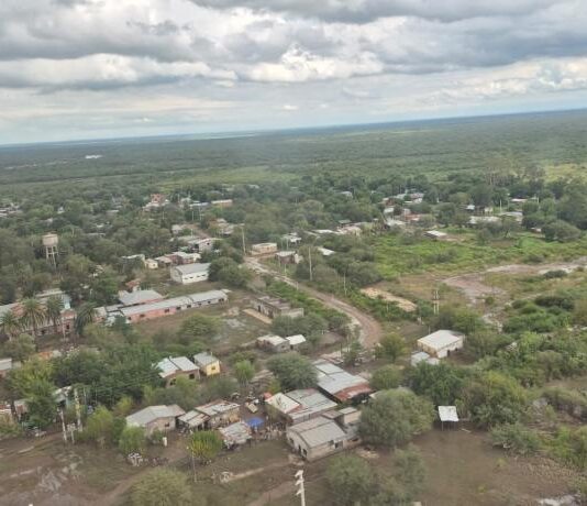 Bajó el agua y las familias vuelven a sus hogares con apoyo del Gobierno provincial