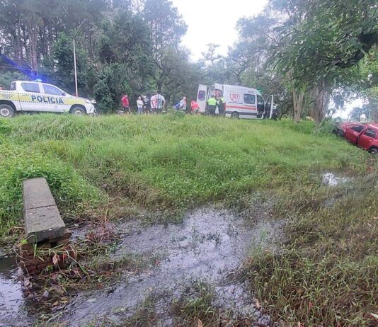 Se accidentó un sacerdote en la ruta nacional 157