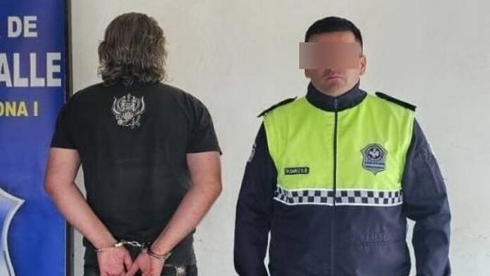 lo imputaron por amenazar y apuñalar a un joven
