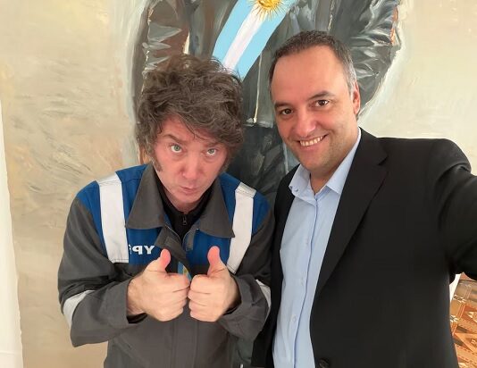 Javier Milei regresó de Hungría en medio de las tensiones políticas