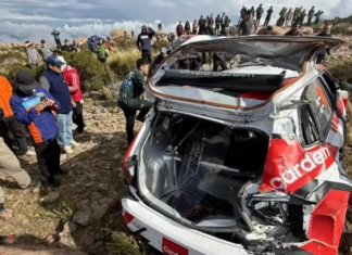 murió un espectador tras el despiste de un auto