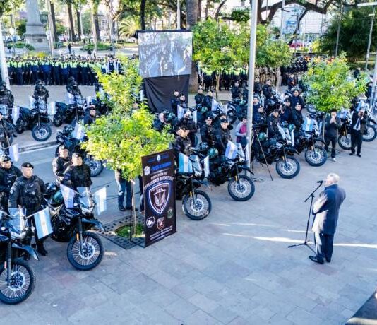 Jaldo entregó motos e insumos tecnológicos para reforzar la seguridad