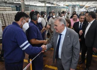 Jaldo inauguró nuevas tecnologías en la textil Santista Argentina en Famaillá