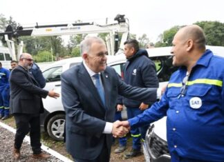 Jaldo inauguró un pozo de agua en el Liceo Militar y garantizó el abastecimiento a barrios vecinos