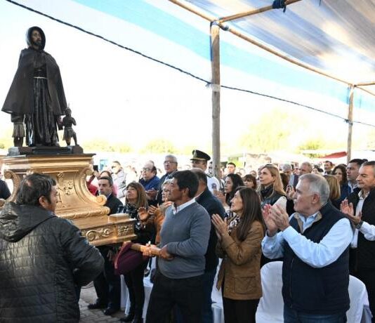 Jaldo participó de la misa en honor a San Francisco Solano y pidió por las familias afectadas por inundaciones