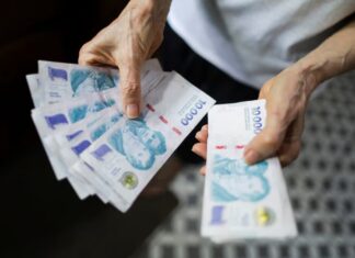 Por qué los salarios y el empleo formal están estancados pese a la actividad récord