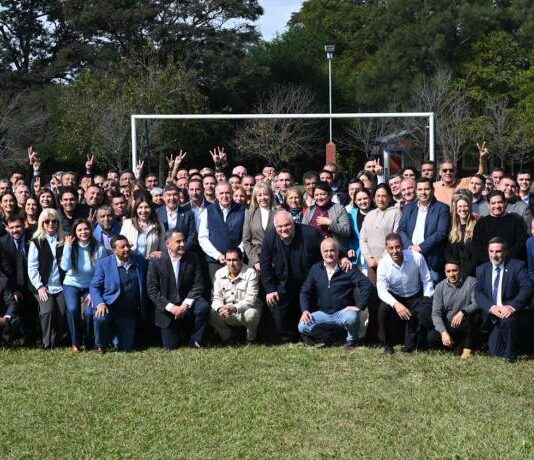 Jaldo mantuvo un encuentro de trabajo con intendentes y dirigentes del peronismo