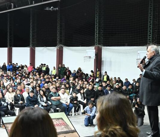 Jaldo dejó inauguradas las obras de remodelación del Club Social y Deportivo Alderetes