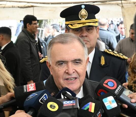 Jaldo expresó su solidaridad con la familia del agente tucumano de la Policía Federal fallecido en Rosario