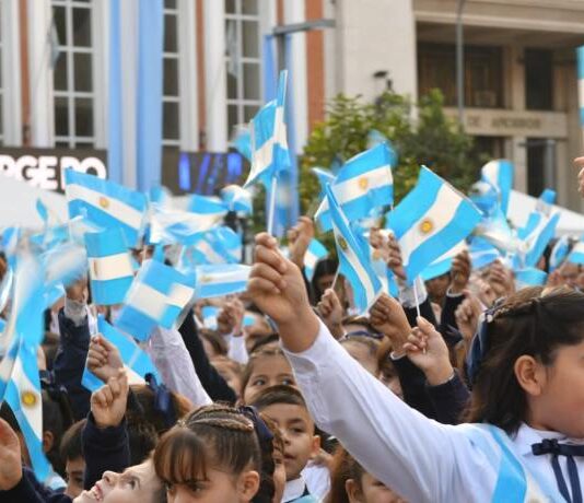Promesa de Lealtad a la Bandera: habrá cortes de tránsito alrededor de Plaza Independencia