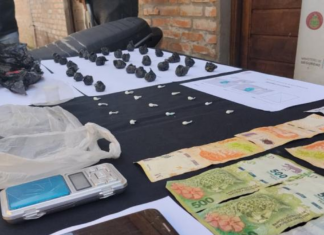 cinco aprehendidos y secuestro de drogas en distintos operativos