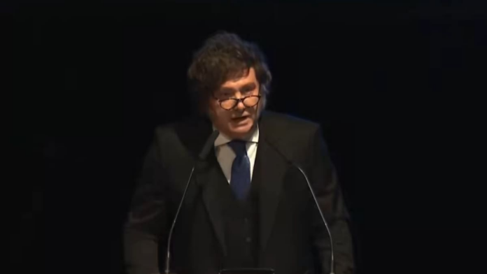 el-presidente-javier-YGXV4JOZK5FL3O55PIPZXOCFTA.png