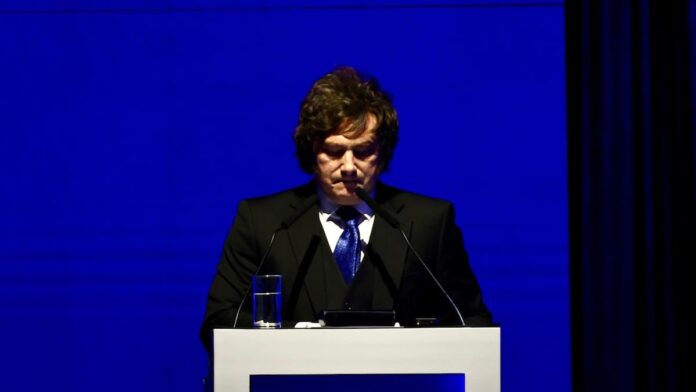 el-primer-mandatario-durante-su-discurso-en-la-X36RPCMM6VF6JNN5RFI5DSACSA.JPG