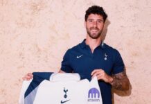 Marcos Senesi fue presentado en el Tottenham
