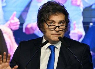 Minuto a minuto. Javier Milei y sus medidas: la explicación de Adorni y las repercusiones en la oposición