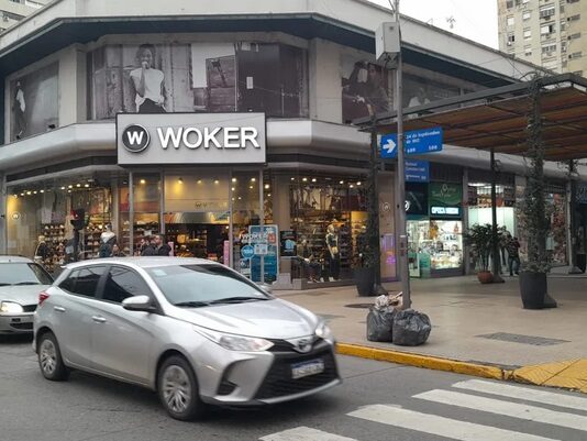 Cómo atenderá el comercio este miércoles en Tucumán por el Mundial