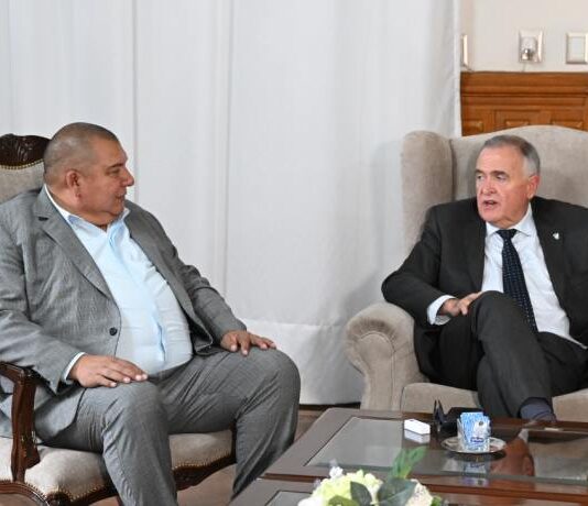 El Gobernador analizó con el legislador Argañaraz el avance de obras viales e hídricas en Leales