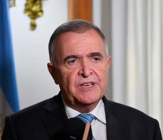 El gobernador Osvaldo Jaldo recibió el alta hospitalaria