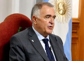 Osvaldo Jaldo fue sometido a una intervención cardíaca en Buenos Aires y permanece internado