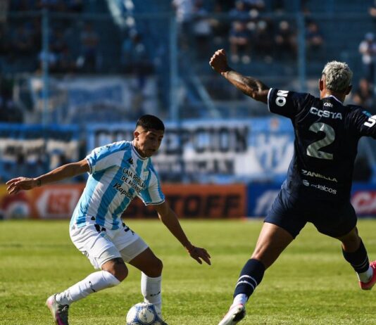 Atlético empató en cero en su debut ante Independiente Rivadavia
