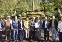La Legislatura hizo entrega de la ley que declara Monumento Natural al tapir